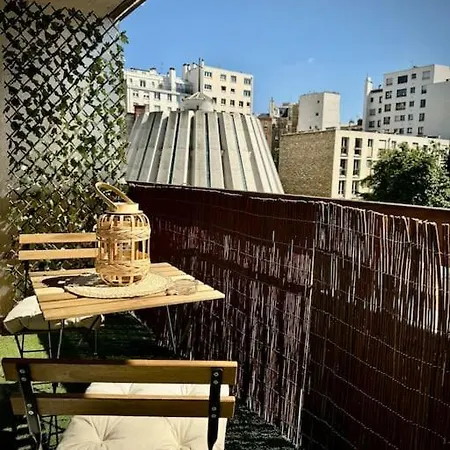 Avec Piscine 아파트